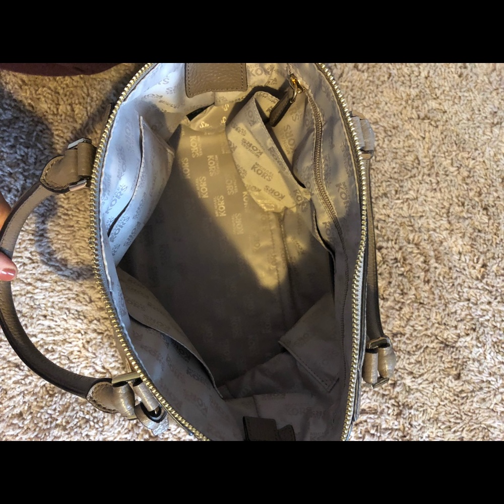Michael Kors Purse - Picture 5 of 6